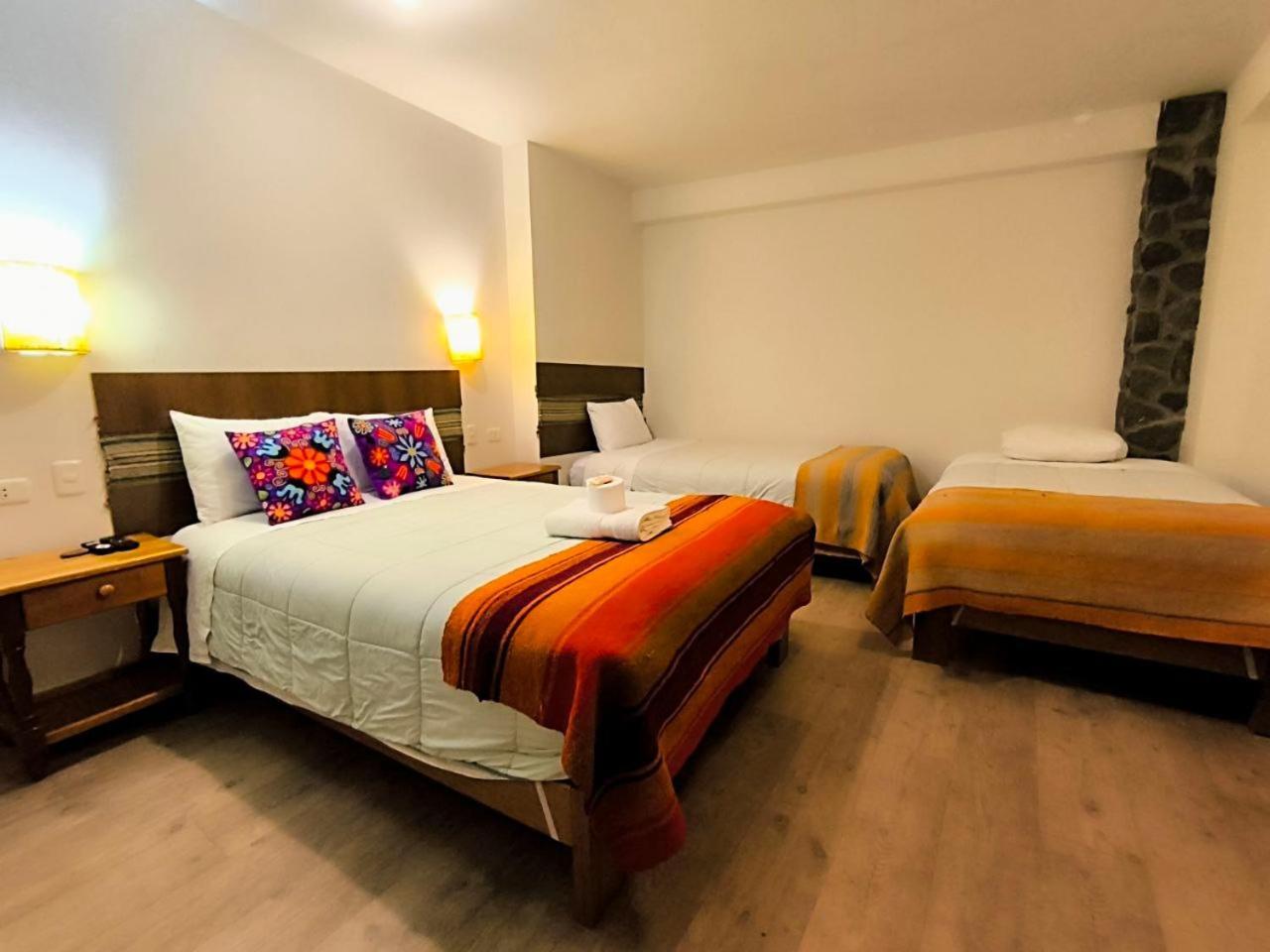Hostal Balcon De Piedra Urubamba Dış mekan fotoğraf